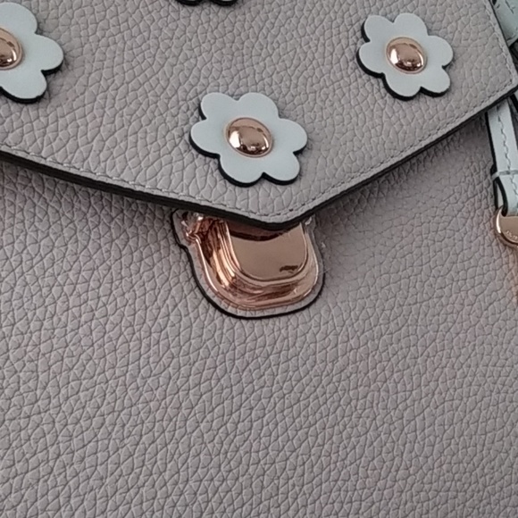 Micheal Kors - Picture 3 of 8